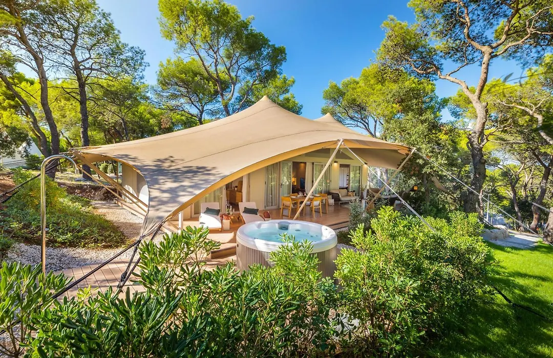 Arena One 99 Glamping-1
