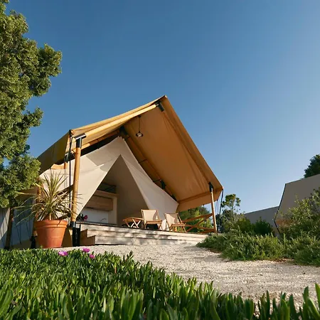 Arena One 99 Glamping-2